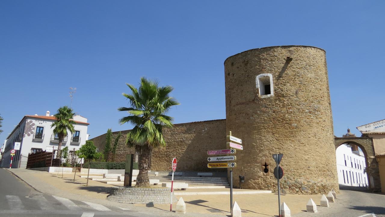 Hotel La Muralla Zafra Exterior photo